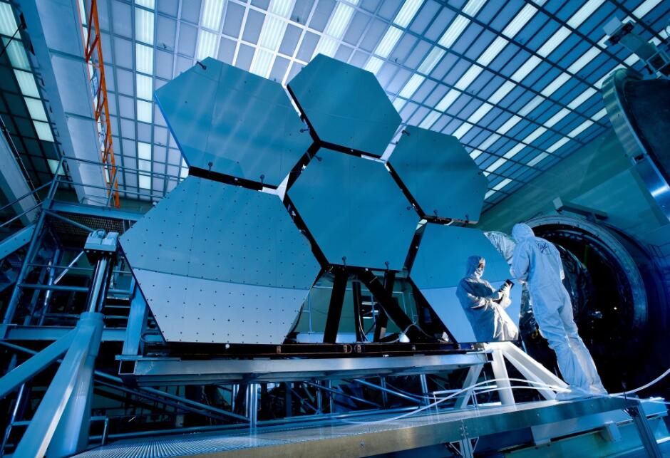 “防疫戰(zhàn)”中，如何守住中國(guó)制造業(yè)？